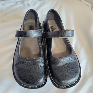 Alegria Womens Shoes Mary Jane, Size 39, U S 9, Black Crackle, Clean